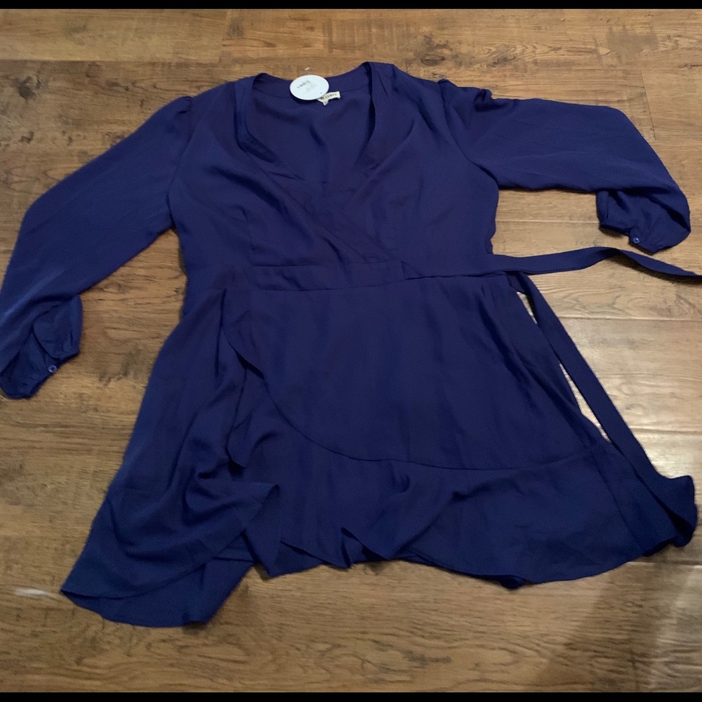 New with tags size 1X plus faux wrap dress NYE
